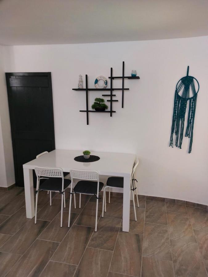 Apartments Maltasic Vir Ngoại thất bức ảnh
