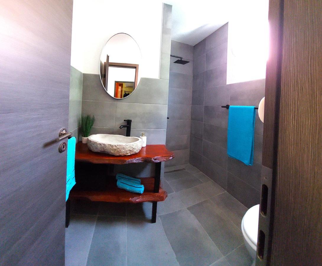 Apartments Maltasic Vir Ngoại thất bức ảnh