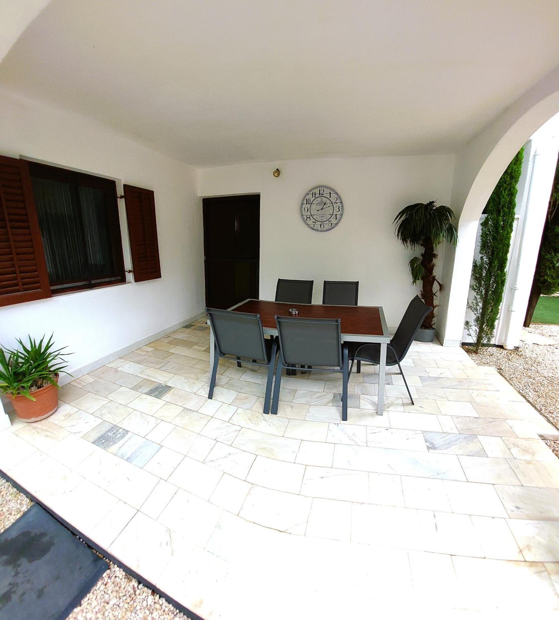 Apartments Maltasic Vir Phòng bức ảnh