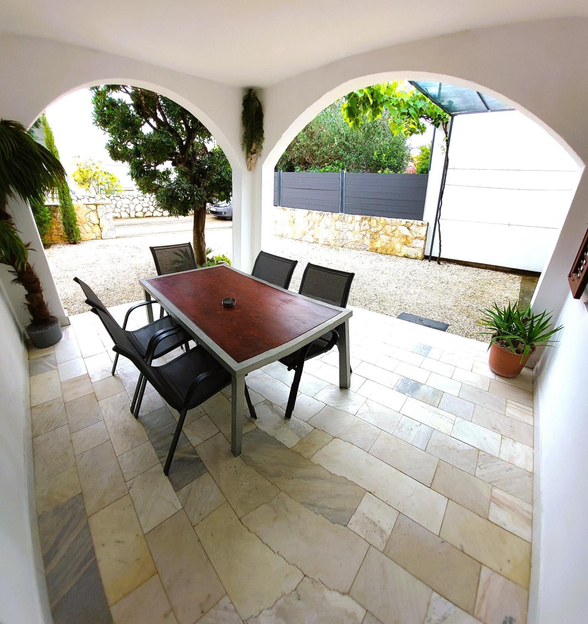 Apartments Maltasic Vir Phòng bức ảnh