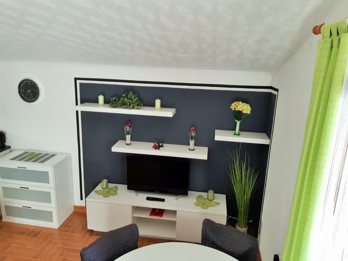 Apartments Maltasic Vir Ngoại thất bức ảnh